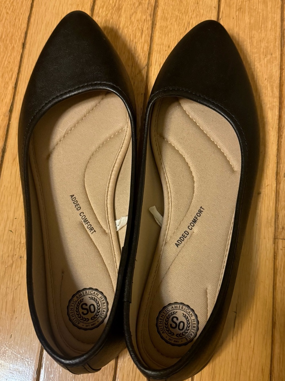 SO Black Pointed-Toe Comfort Ballet Flats